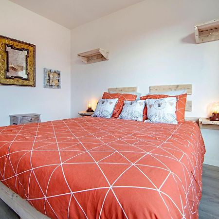 Beautiful And Spacious Holiday Home With P Tanque Court And Countryside Views Somme-Leuze Екстер'єр фото