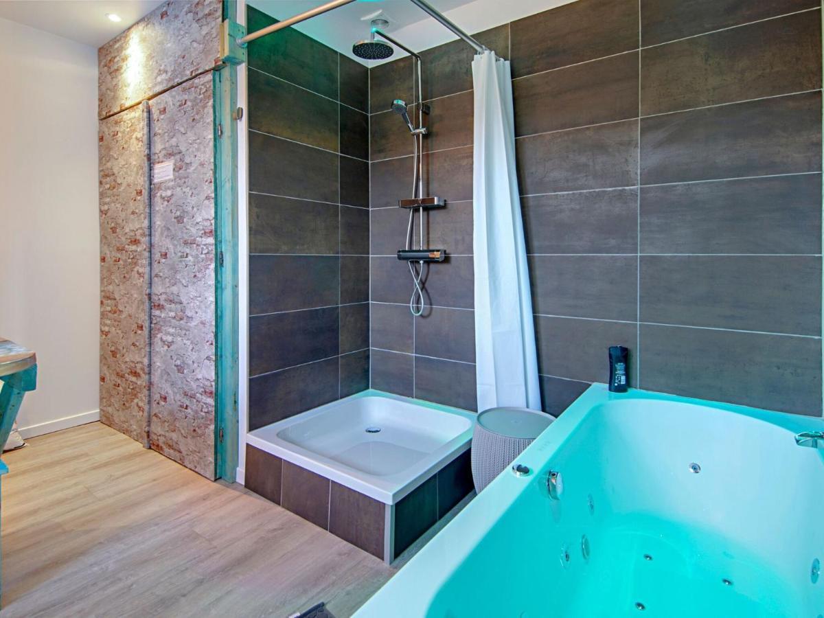 Beautiful And Spacious Holiday Home With P Tanque Court And Countryside Views Somme-Leuze Екстер'єр фото