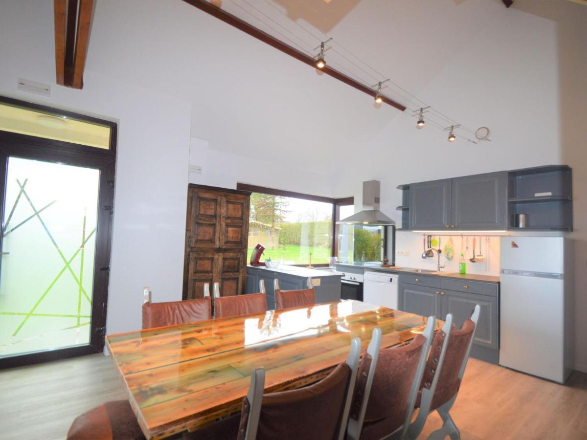 Beautiful And Spacious Holiday Home With P Tanque Court And Countryside Views Somme-Leuze Екстер'єр фото